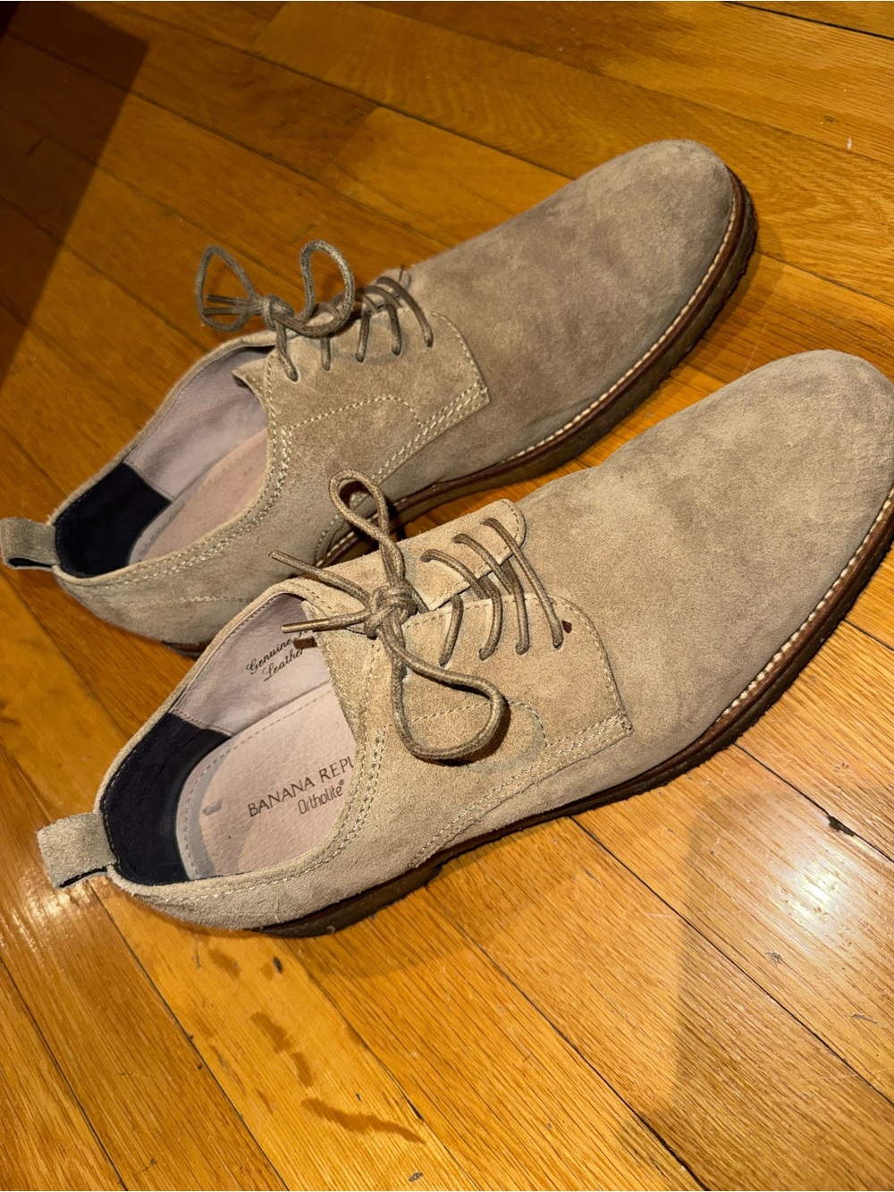 Banana Republic Men's Suede Chukka Boots in Taupe Size 10.5